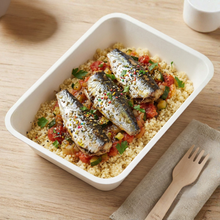 Sardinas al horno con salsa de tomate y cuscús entero