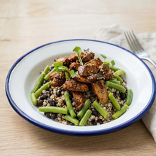 Cerdo BBQ Carolina con cereales integrales y judías verdes