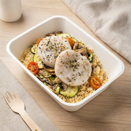 White fish with tomato, zucchini and bulgur